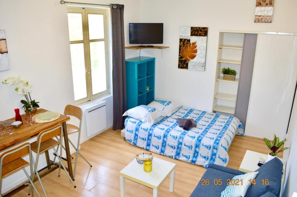 Studio, Bord De Lac, 4 Pers. Paladru Luaran gambar
